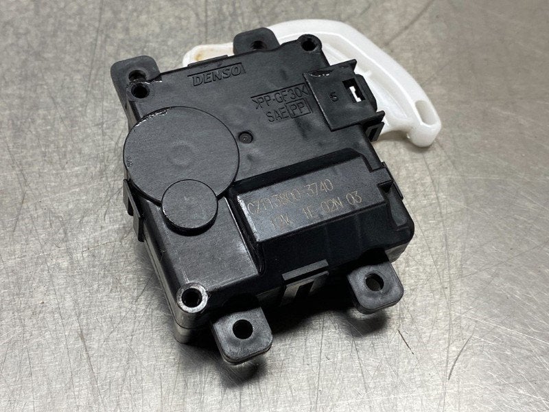 ACTIONNEUR MOTEUR VOLET CHAUFFAGE Suzuki Vitara (LY / MY), Utilisé, Suzuki