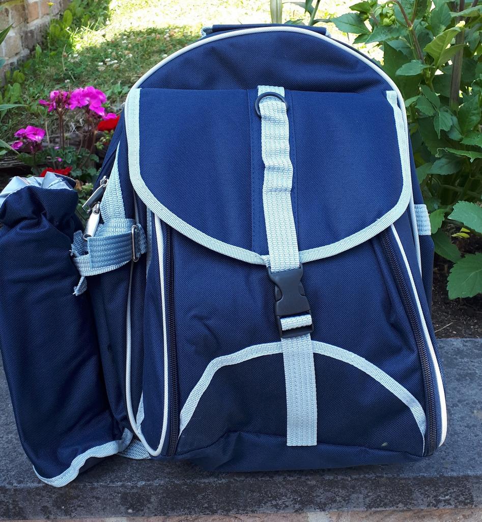 Sac à dos isotherme de public avec vaisselle intégrée, Neuf, Bleu