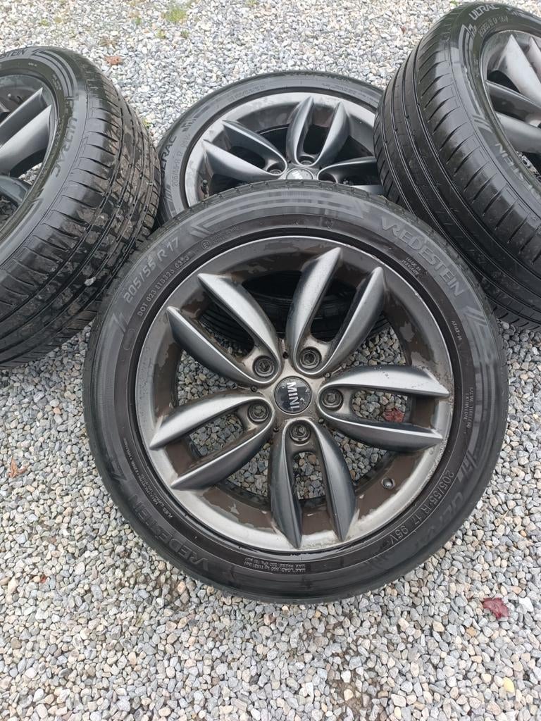 Jantes + pneus Mini 205 55 R17, Enlèvement, 17 pouces, Pneu(s)