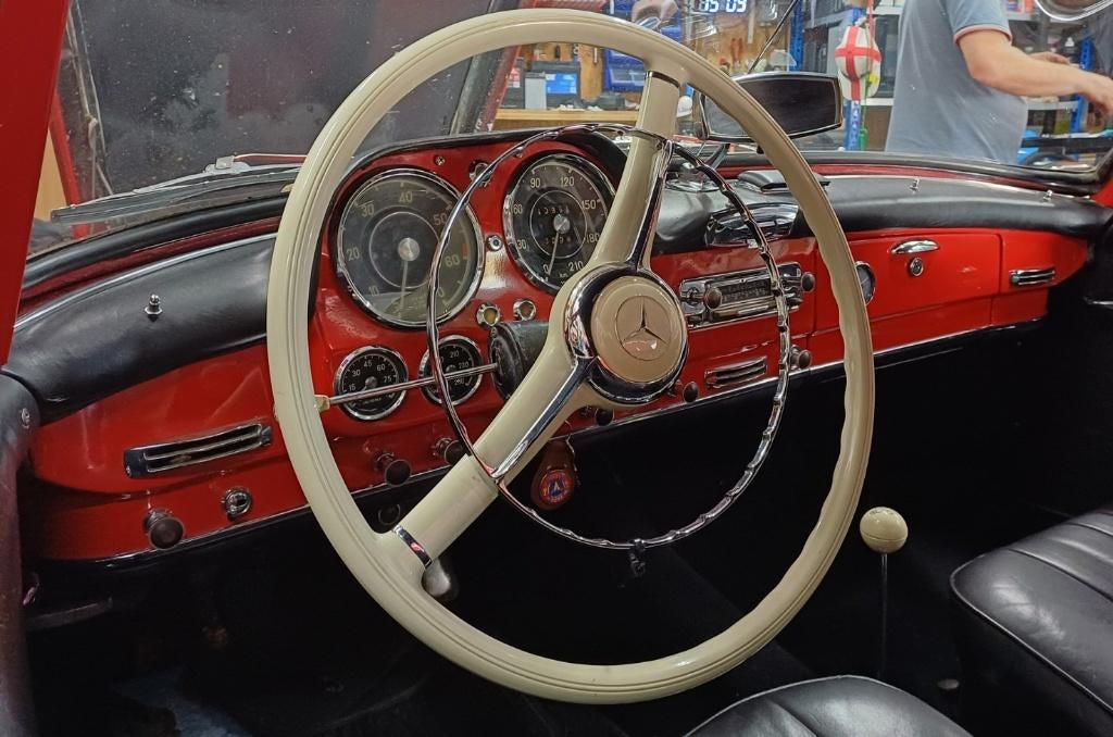 BUITENKANS: Volledig Originele MB 190SL Roadster + hardtop, Auto's, Zwart, 4 cilinders, Cabriolet, Leder
