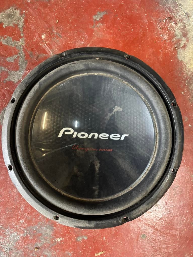 Pioneer subwoofer 1400watt, Autos : Divers, Haut-parleurs voiture, Enlèvement, Comme neuf