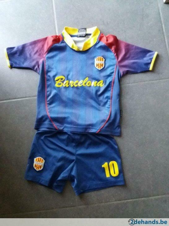 voetbaltenue Barcelona - maat 104, Gebruikt
