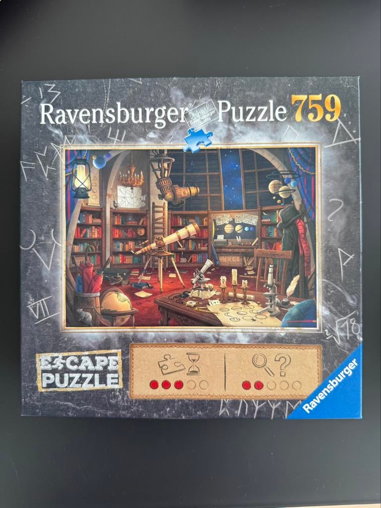 Ravensburger escape puzzle - 759 - De sterrenwacht, Ophalen, 500 t/m 1500 stukjes, Zo goed als nieuw, Legpuzzel