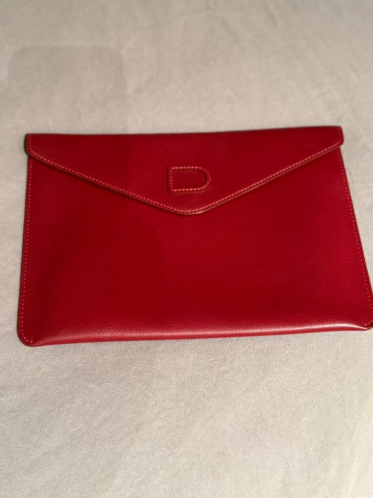 Delvaux clutch, goede staat, rood, Handtassen en Accessoires, Tassen | Damestassen, Verzenden, Zo goed als nieuw, Rood