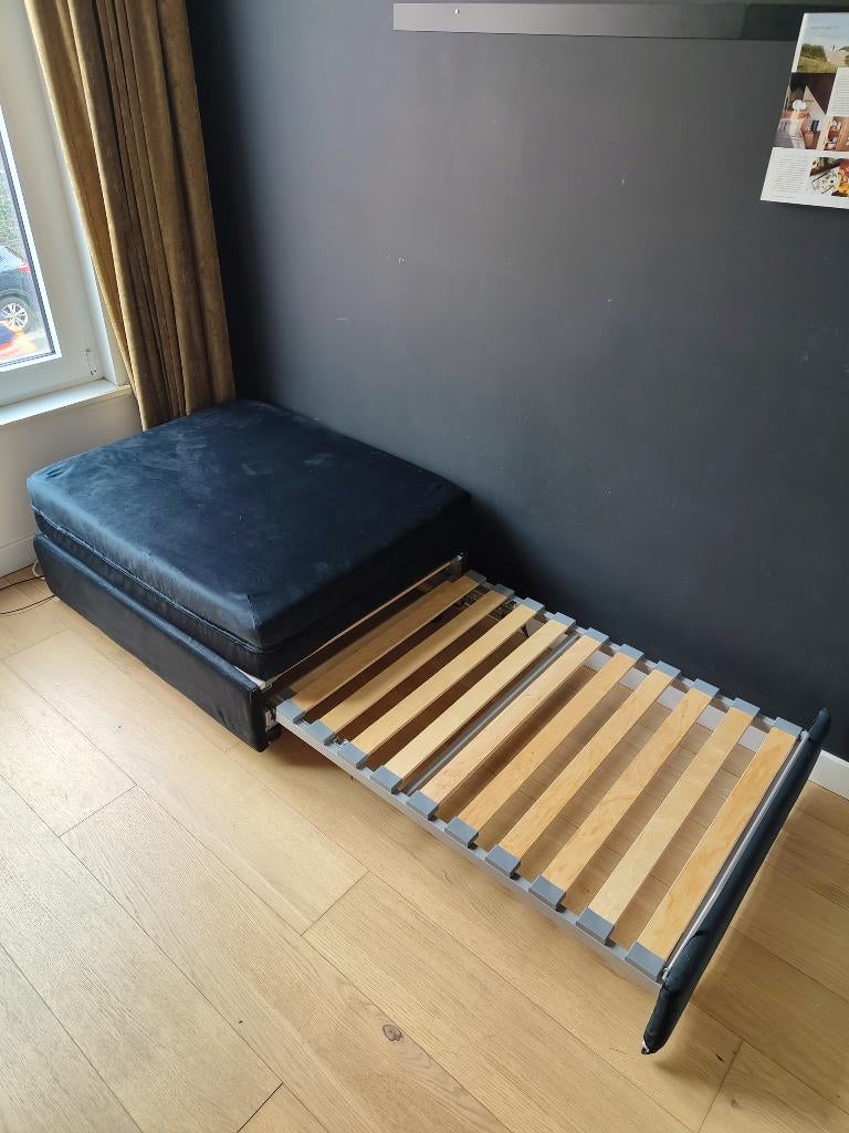 Vallentuna uitschuifbaar zetel/bed - Nieuwe hoes!, Huis en Inrichting, Ophalen, Gebruikt, Eenpersoons, Zwart