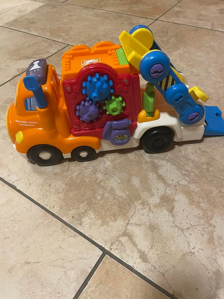 Camion transporteur, Enlèvement, Comme neuf