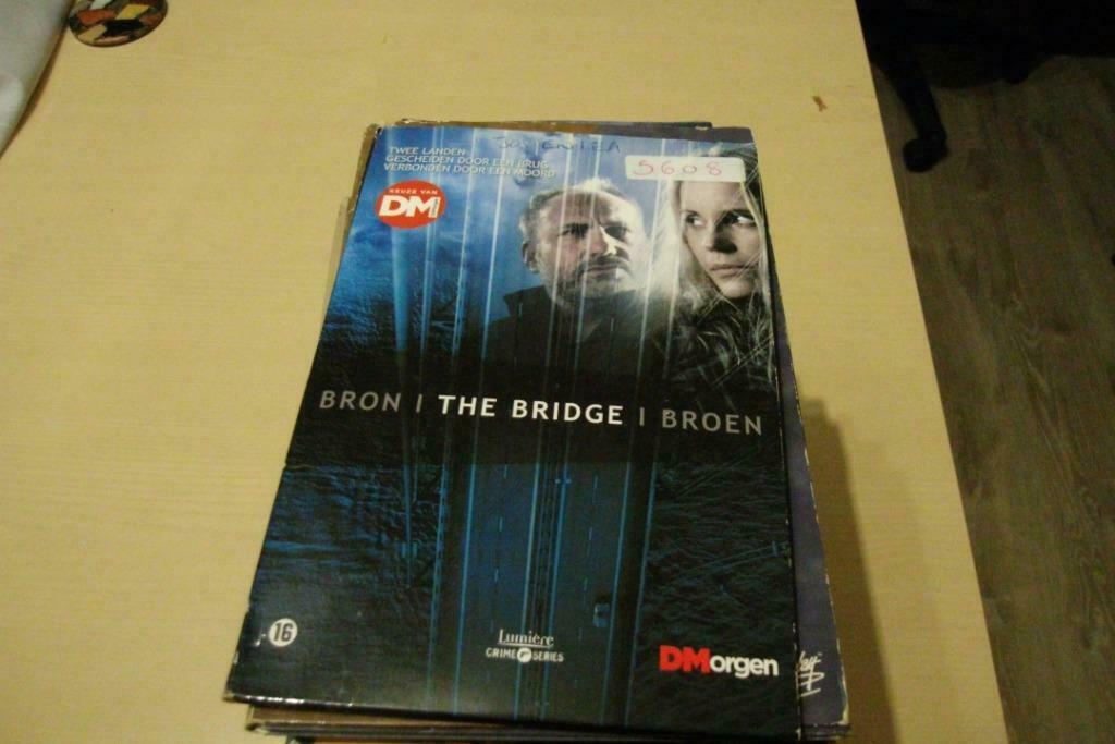 the bridge  5 dvd's, Enlèvement ou Envoi, Coffret