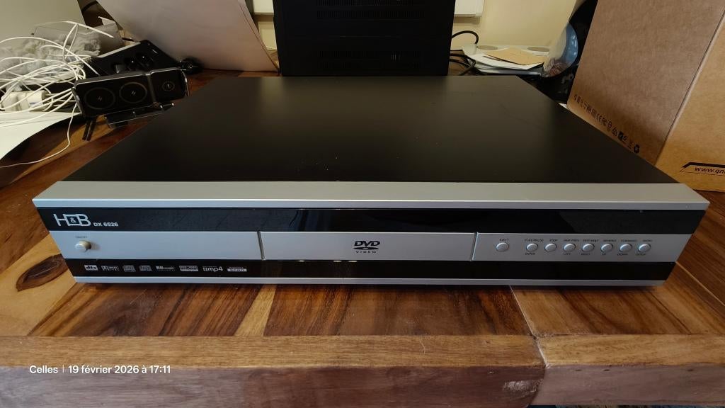 Lecteur DVD / DivX H&B DX-6526, TV, Hi-fi & Vidéo, Enlèvement ou Envoi, Utilisé, Lecteur DVD, Autres marques