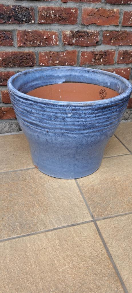 Geglazuurde stenen pot met schaal (cache-pot), Tuin en Terras, Steen, Gebruikt, Rond, Minder dan 40 cm