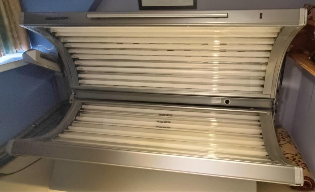 Vandeput full option solarium, Elektronische apparatuur, Zonnebanken en Gezichtsbruiners, Ophalen, Gebruikt, Zonnebank dubbelzijdig