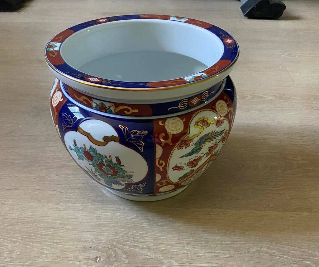 Gold imari porselein, Ophalen