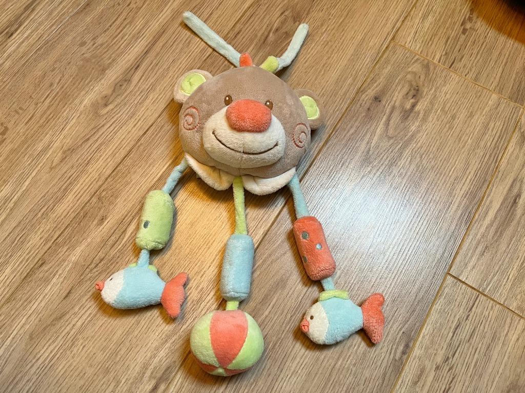 babyspeelgoed , hangertje met geluid, Kinderen en Baby's, Ophalen of Verzenden, Gebruikt, Overige typen, Met geluid