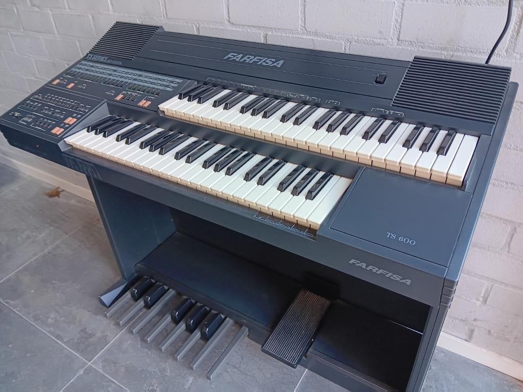 FARFISA TS600 electrisch orgel synthesizer, Musique & Instruments, Orgues, Enlèvement, Comme neuf, Orgue
