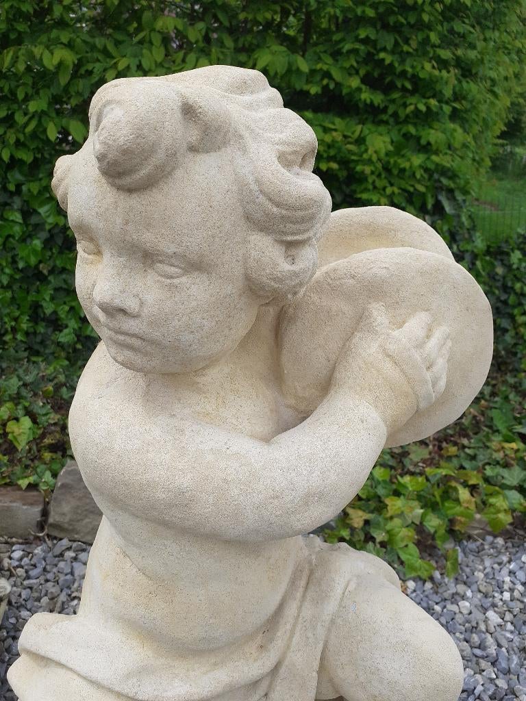 SUPERBE CHERUBIN AUX CYMBALES EN PIERRE PATINEE, Enlèvement, Comme neuf, Autres matériaux, Ange