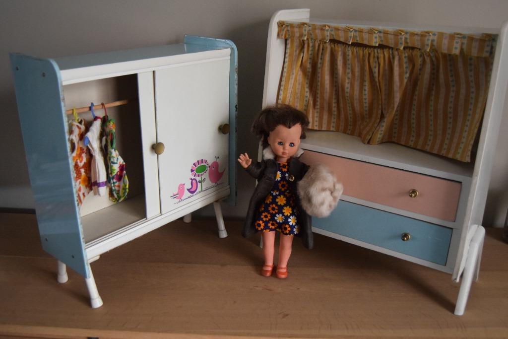 vintage poppen meubels, Ophalen, Gebruikt, Pop