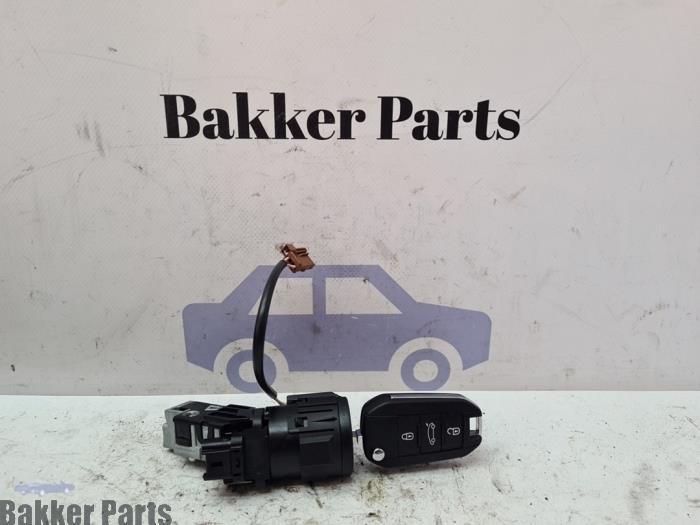Serrure de contact + clé d'un Opel Crossland X, -, -, Opel, 3 mois de garantie