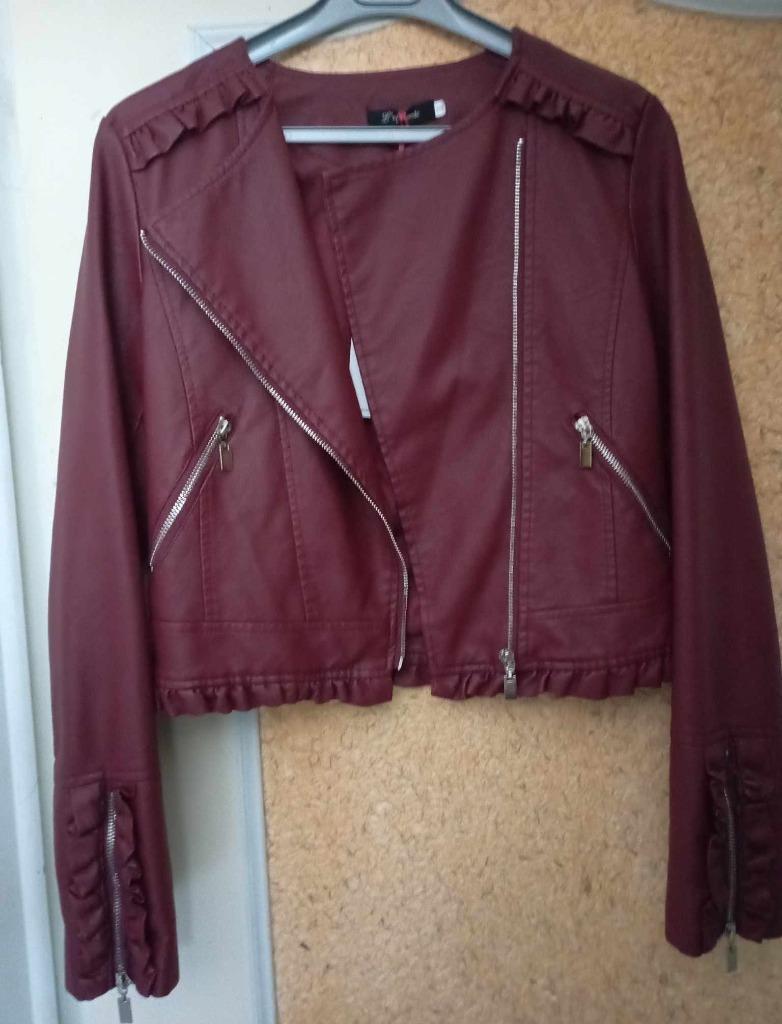 veste femme simili cuir  grenat T1 neuve, Enlèvement ou Envoi, Neuf, Taille 36 (S), Autres couleurs