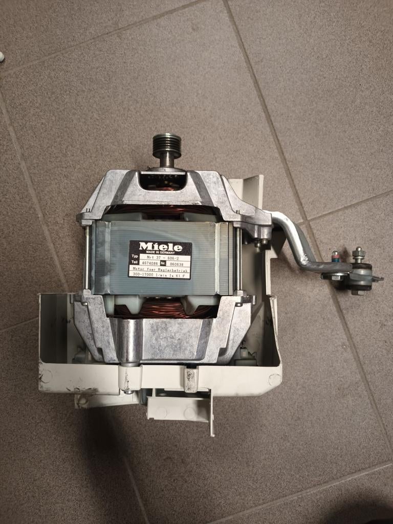 Miele wasmachine motor, Ophalen