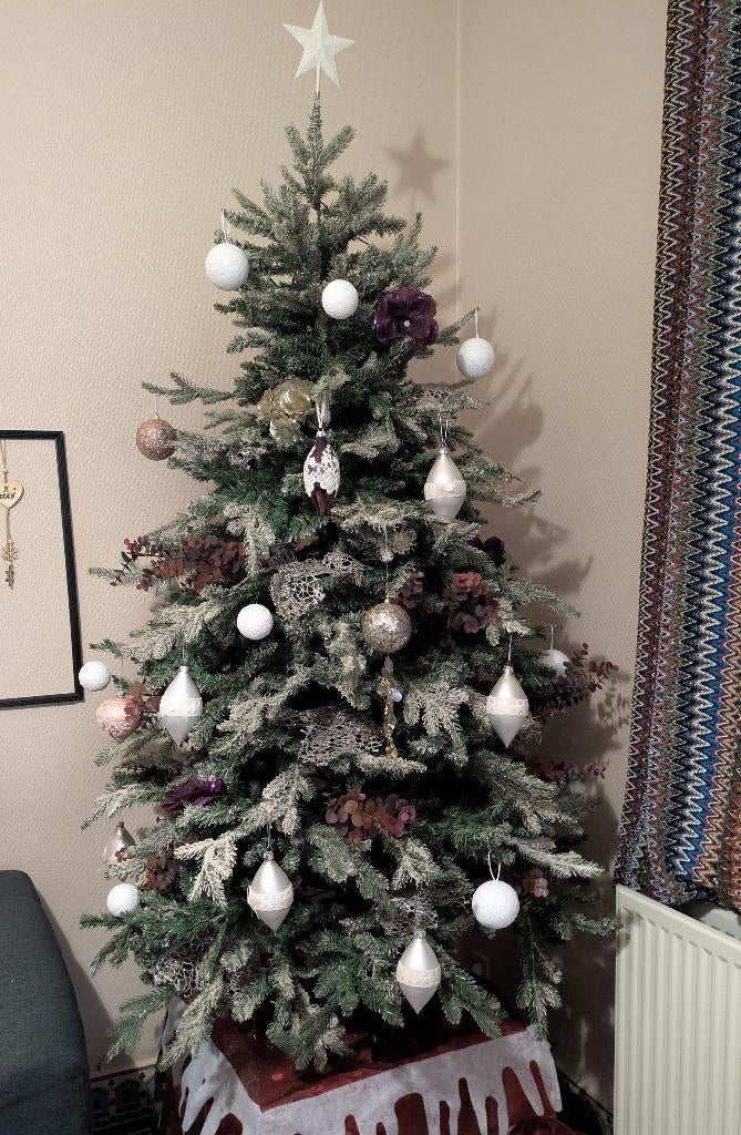 Sapin de Noël garni, Enlèvement, Comme neuf, Article de fête