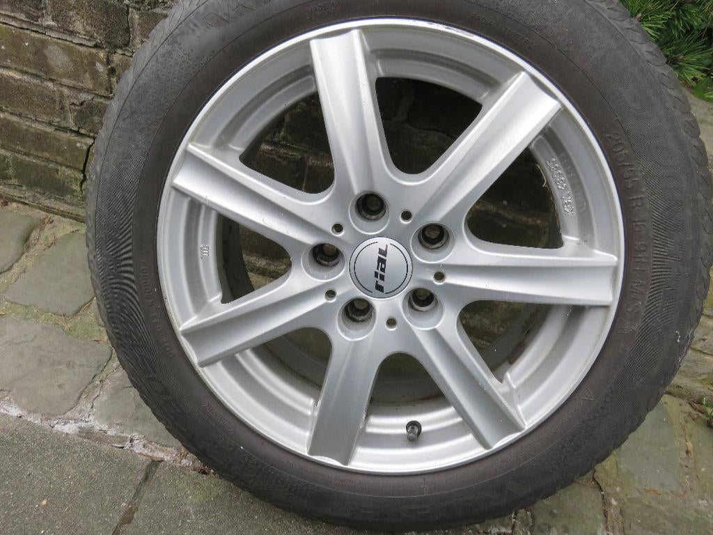 Jantes en alu 16 p (fabric. allemande)pour Renault et autres, Autos : Pièces & Accessoires, 4 Saisons, 16 pouces, Véhicule de tourisme