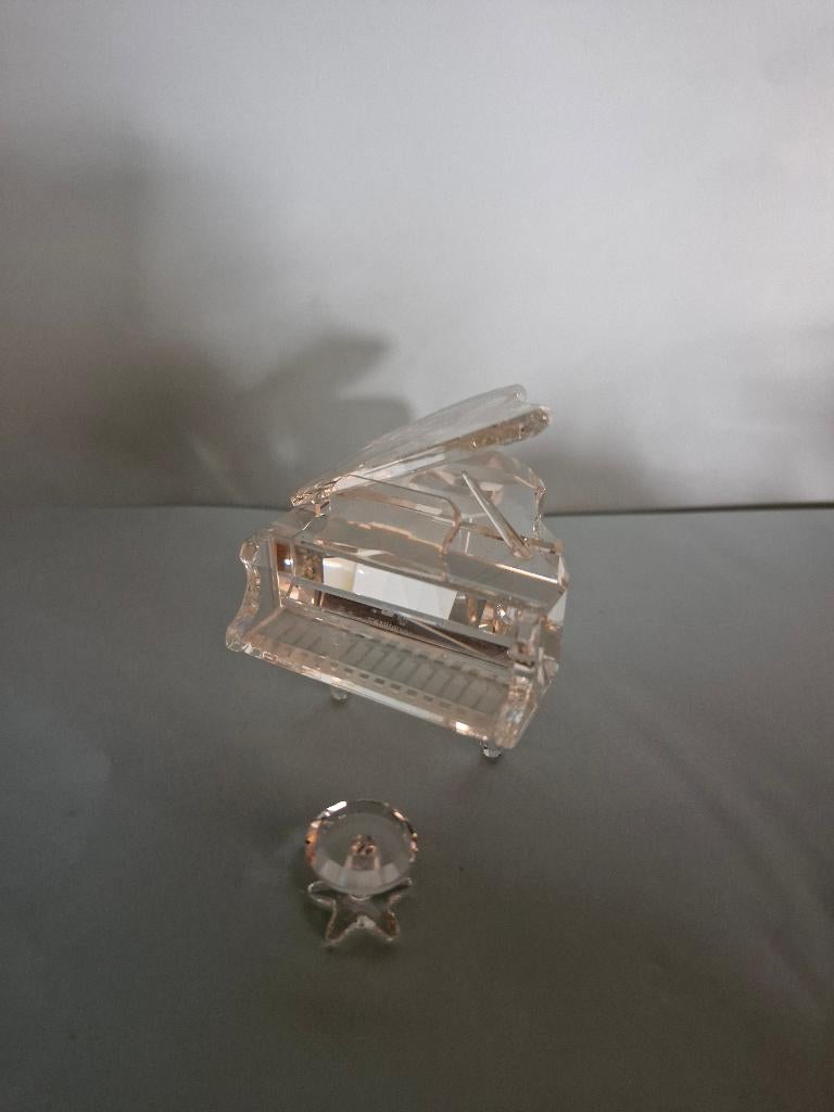 Swarovski vleugel piano + kruk, Ophalen of Verzenden, Zo goed als nieuw, Figuurtje