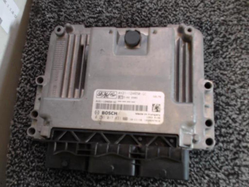 Boitier moteur FORD FIESTA 6 2008-2012 0281017831 (576), Autos : Pièces & Accessoires, Autres pièces automobiles, Ford, Utilisé