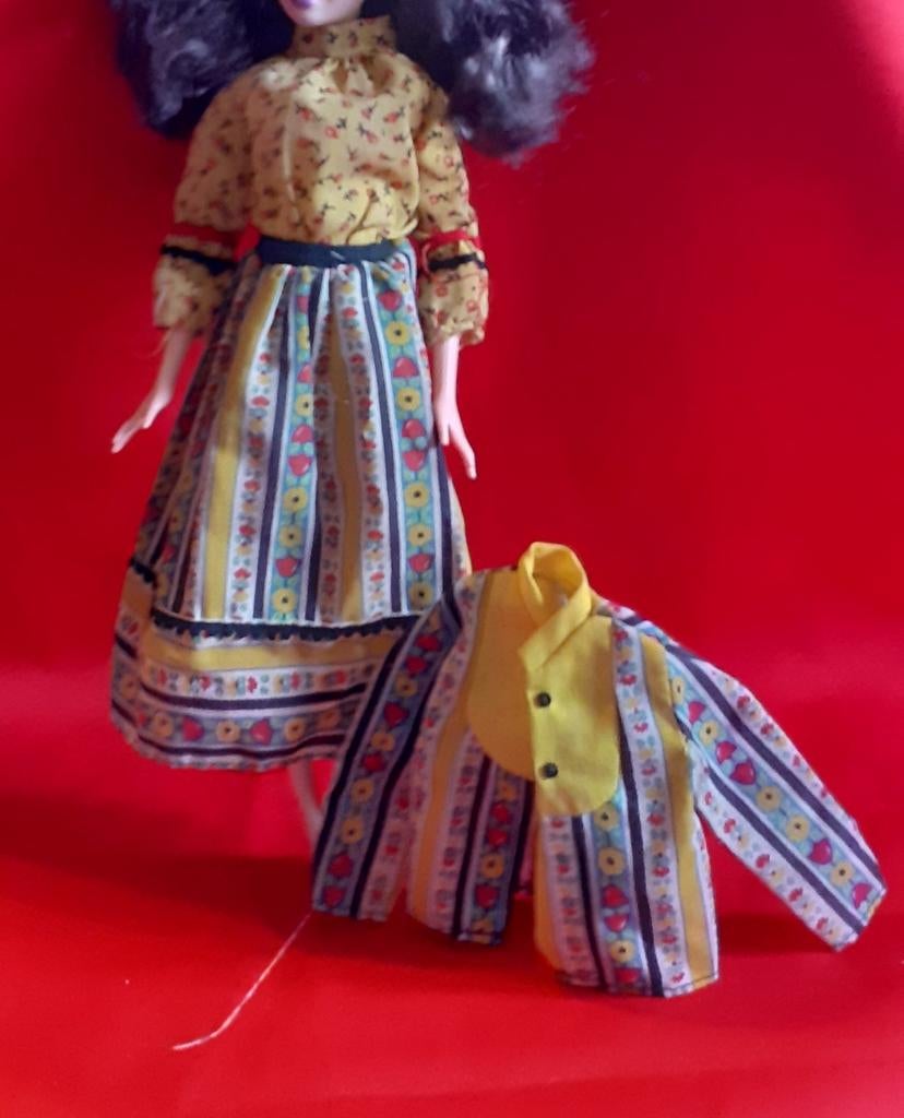 Ensemble rose et veste vintage pour poupée barbie, Ophalen of Verzenden, Pop
