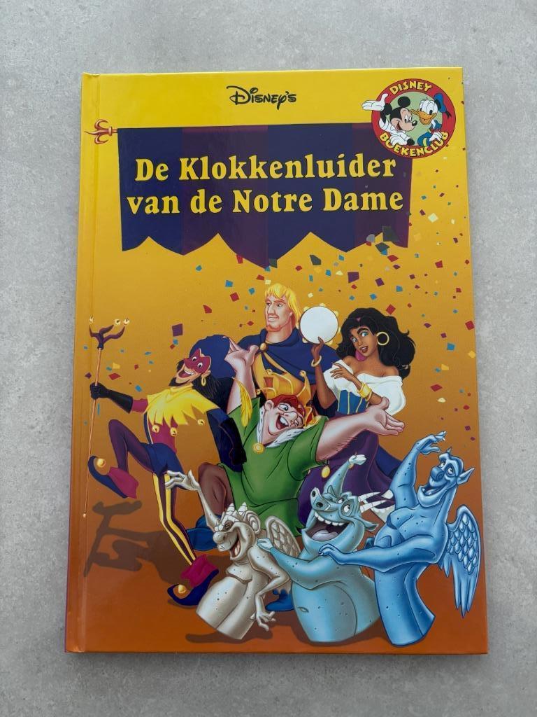 Disney boekenclub - De klokkenluider van de Notre Dame, Boeken, Fictie algemeen, Jongen of Meisje, Ophalen of Verzenden, Zo goed als nieuw