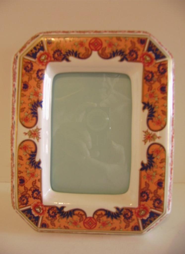 Staande fotolijst met floraal decor goud gehoogd - Foto 9x13, Ophalen, Nieuw