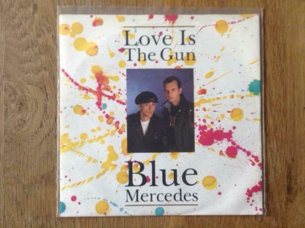 single blue mercedes, Enlèvement ou Envoi