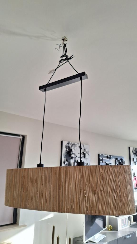 Lustre wimea, Enlèvement