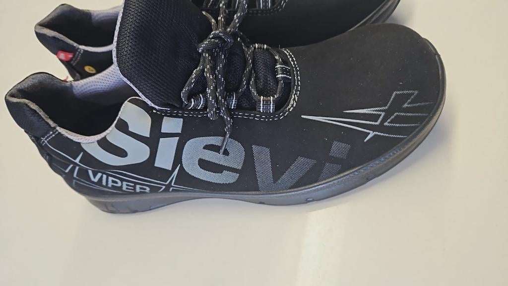 Chaussure de sécurité New Sievi Viper 3 S3 taille 46, Enlèvement ou Envoi, Neuf
