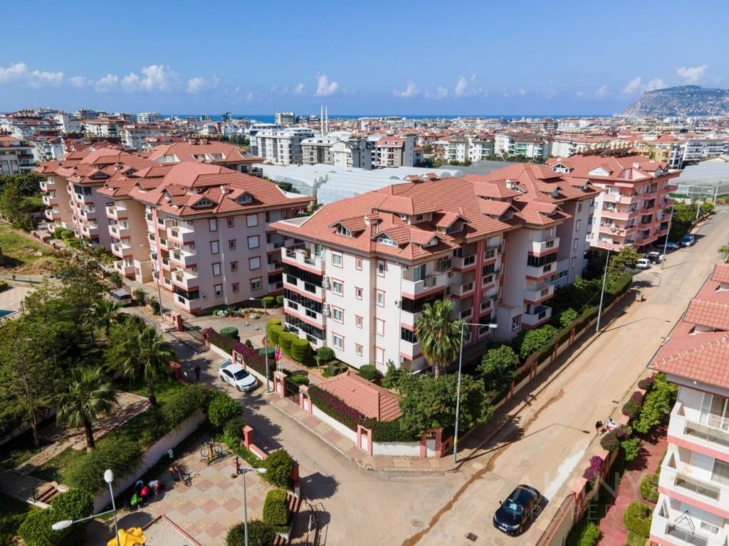 Comfortabel Appartement in Oba / Alanya, Immo, 120 m², 2 kamers, Turkije, Stad