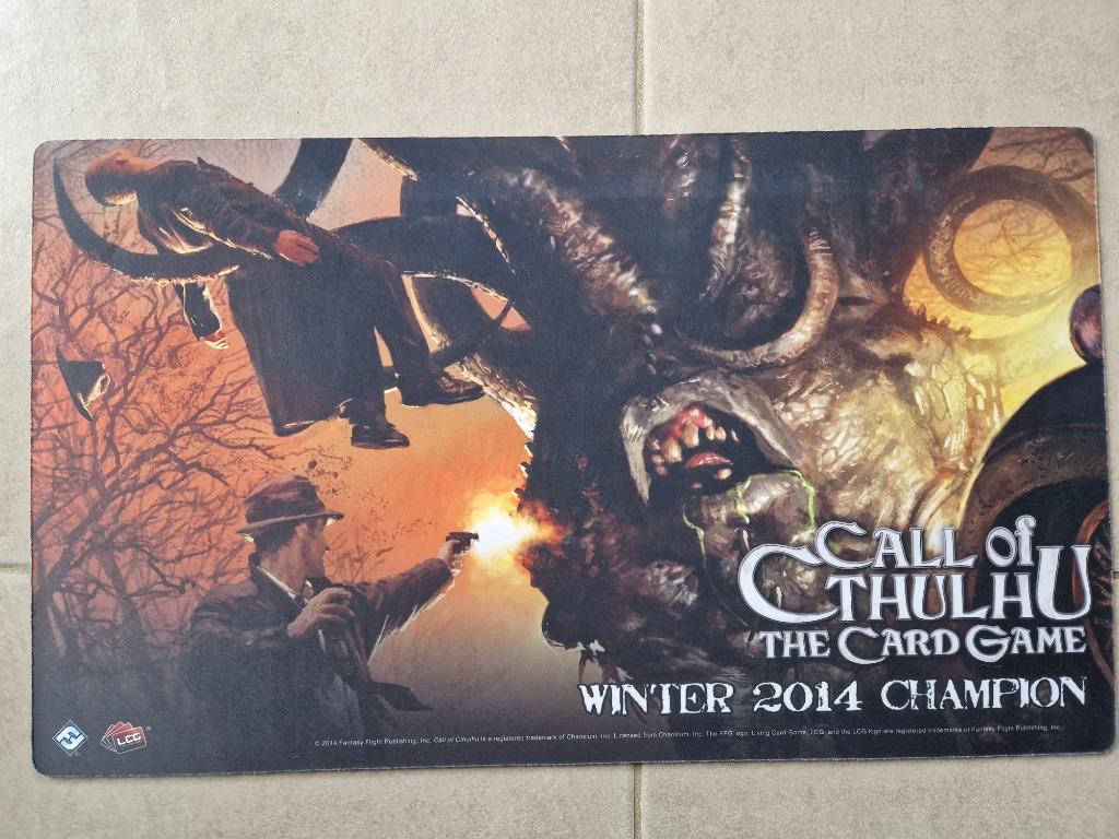 Call of Cthulhu LCG The Card Game Winter 2014 Playmat JCE, Enlèvement ou Envoi, Comme neuf, FFG