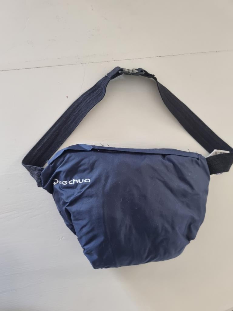 Imperméable Quechua taille 140 - 10 ans, Garçon ou Fille, Enlèvement ou Envoi, Pull ou Veste, Comme neuf