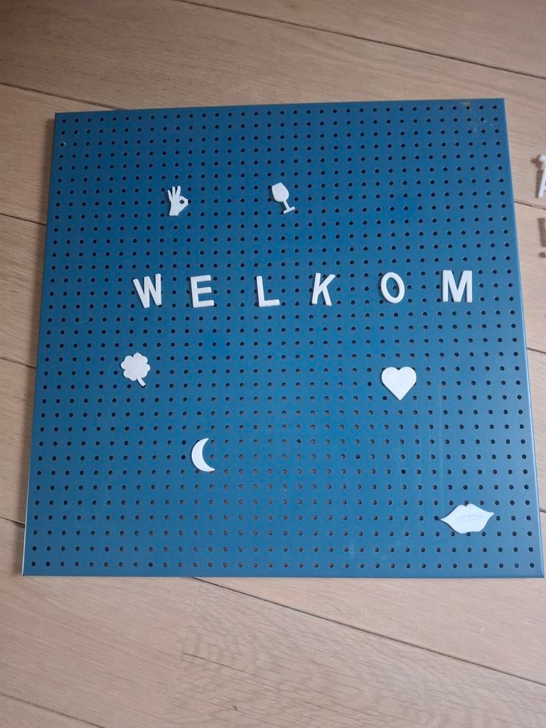 Welkomstbord, Ophalen