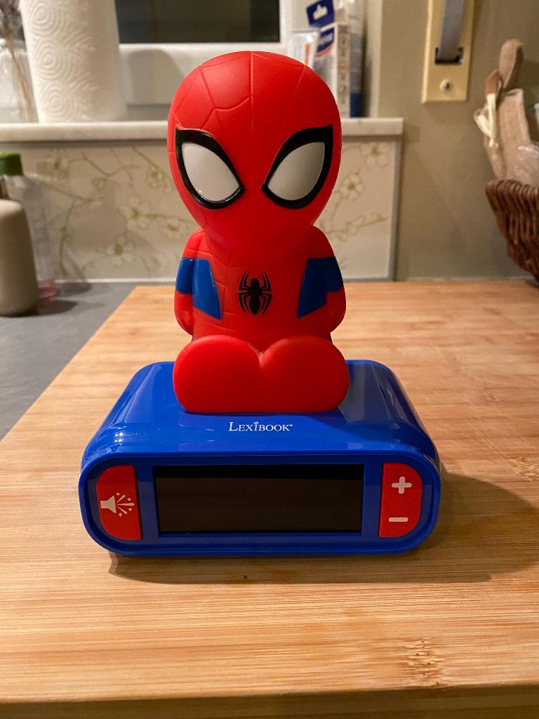 Reveil SPIDERMAN enfant, Electroménager, Réveils, Comme neuf, Analogique, Enlèvement ou Envoi