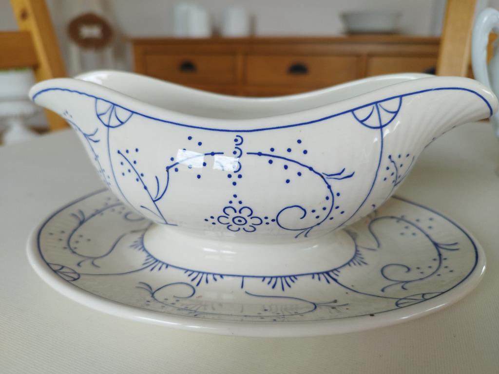 saucière en faience, Enlèvement