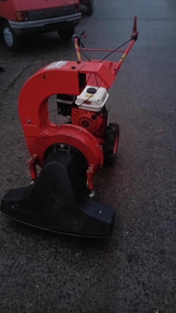 Werktuigdrager bladzuiger Fort micro 2000. Honda Gx160., Ophalen, Gebruikt, Met neuswiel, Fort