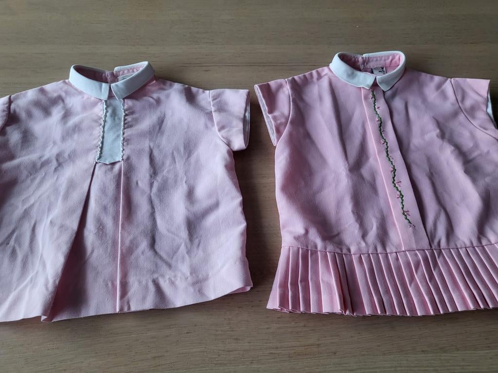 2 oude roze baby jurkjes jaren 60, Ophalen of Verzenden, Gebruikt