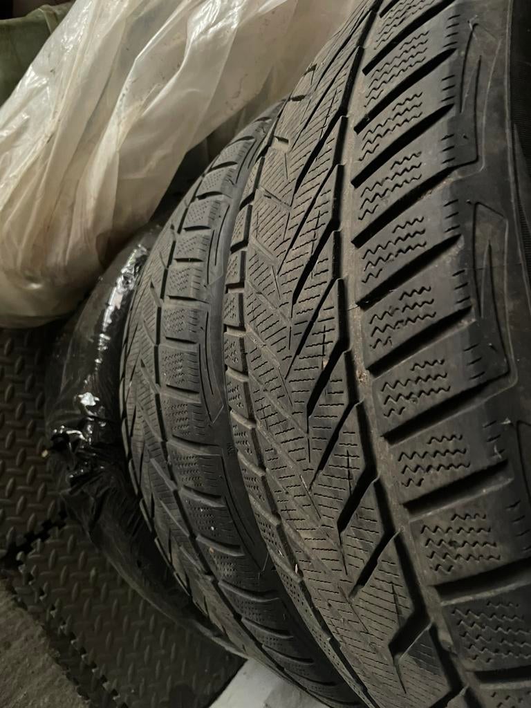 PNEU HIVER VREDESTEIN, Enlèvement ou Envoi, Utilisé