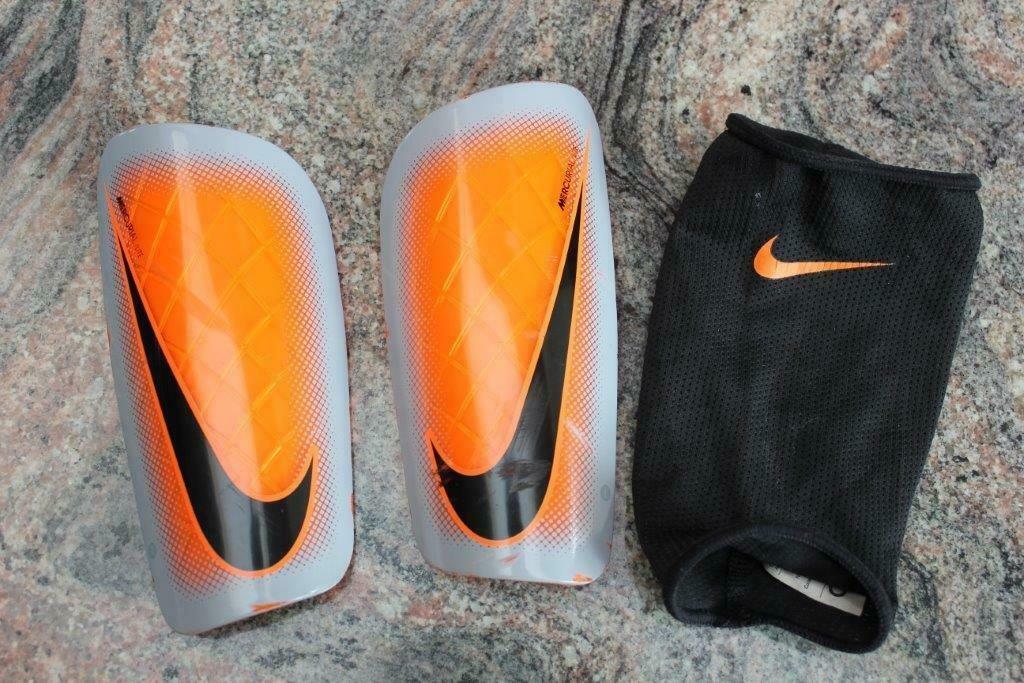 Protège-tibias NIKE Mercurial (taille S), Sports & Fitness, Taille S, Enlèvement ou Envoi, Utilisé, Autres types