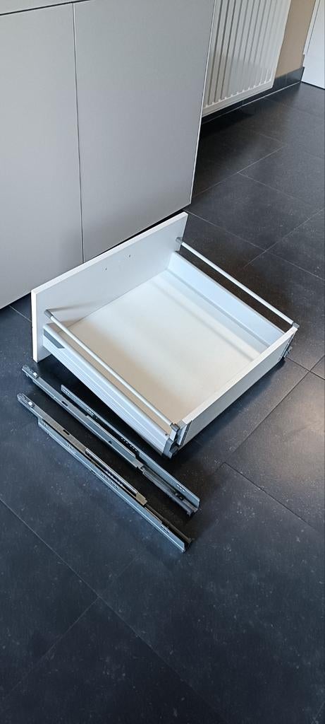 Standaard lade met geleiders - soft close, Ophalen