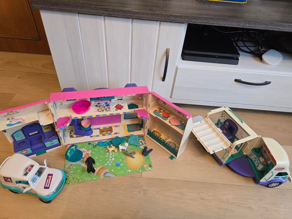 Jouets d'hôpital pour animaux vintage M.E.G Inc., Enfants & Bébés, Enlèvement ou Envoi