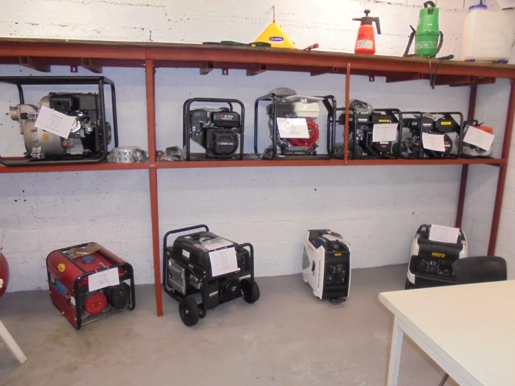 Nog 5 tal  vuilwaterpompen uit stock leverbaar, Ophalen