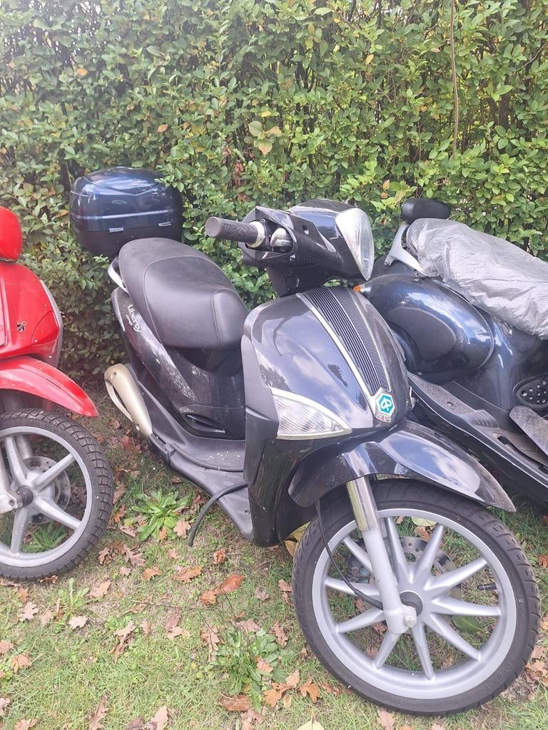 Trottinette Piaggio 50cc, toutes les pièces sont disponibles, Enlèvement ou Envoi