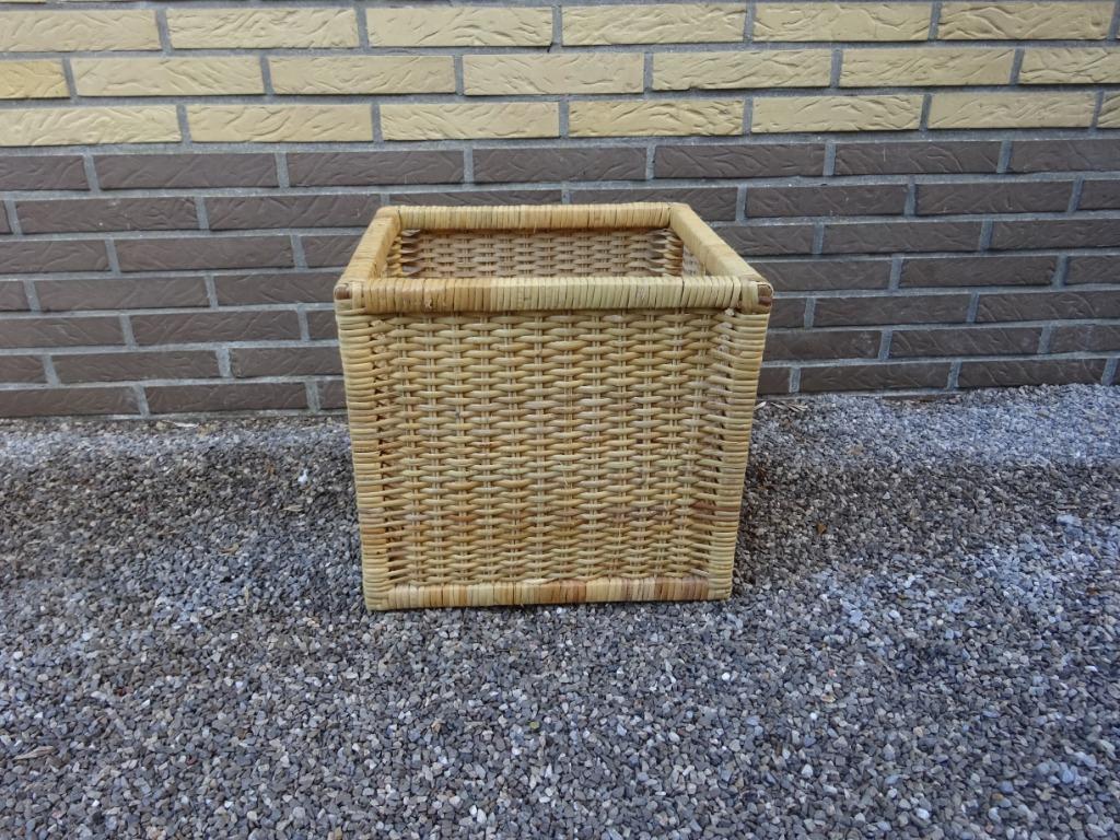 Rieten mandje voor verschillende doeleinden, Ophalen, Mand, Vierkant, Zo goed als nieuw