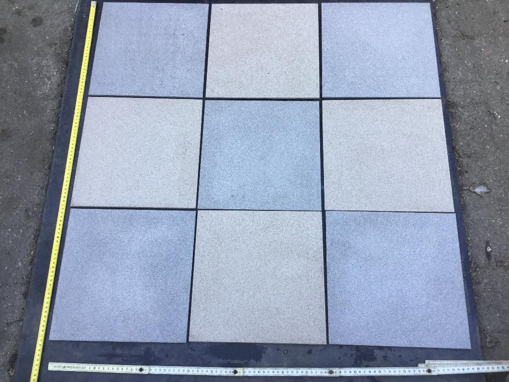 Vloertegels 30 cm - overschot van verbouwing, Ophalen, Nieuw, Vloertegels