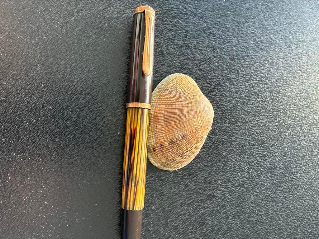 Pelikan vulpen 400 Turtoise schildpatt brown, Verzamelen, Verzenden, Gebruikt, Vulpen