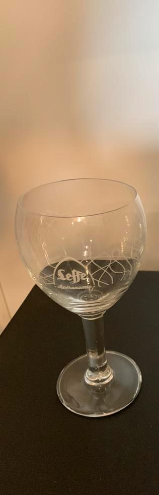 2 Leffe glazen, Ophalen of Verzenden, Zo goed als nieuw